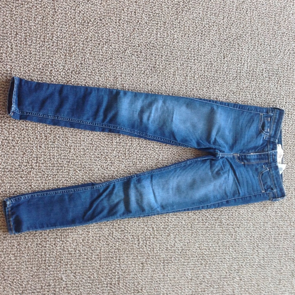 Hollister Super Skinny High Rise Jeans